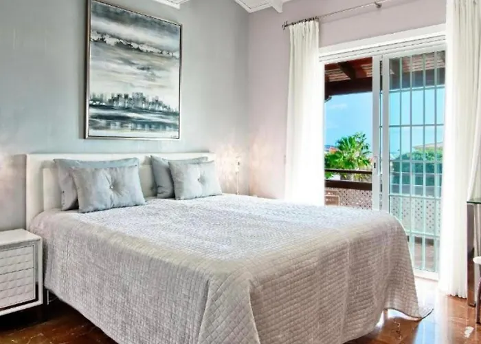 Gorgeous View & Sauna, Golf Villa